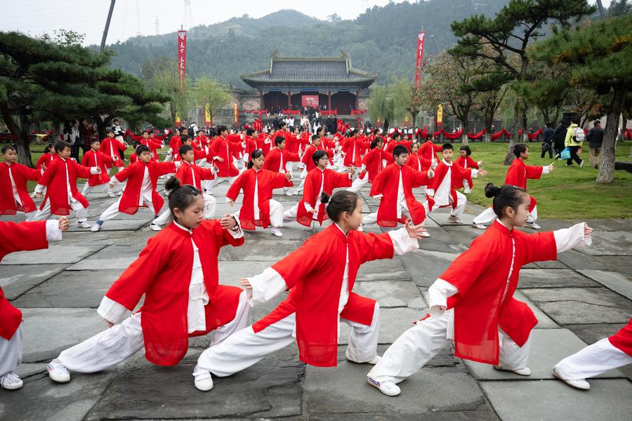 Children perform during the opening ceremony of the 2025 International Wudang Tai Chi Culture Festival in Shiyan, central China's Hubei Province. (Xinhua)